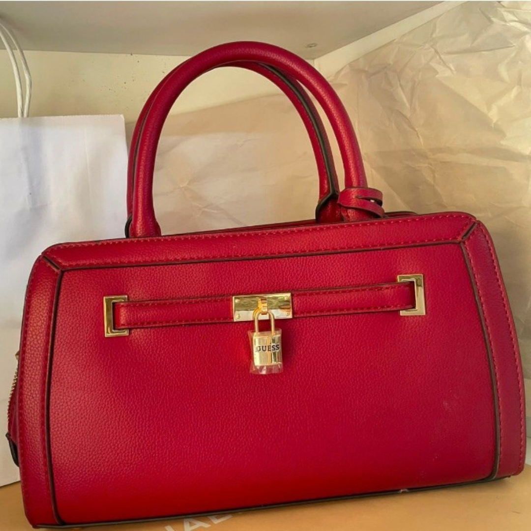 Cartera roja GUESS Cartera roja GUESS - Imagen 1